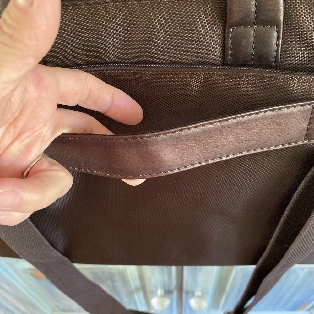 Scully Gusset Chocolate Laptop Briefcase - Picture 11 of 16